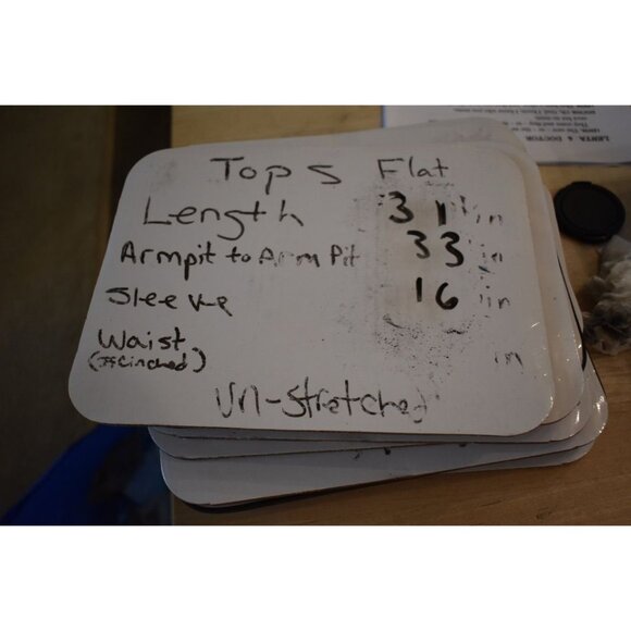 Men's AMZN Essentials Navy Blue and White Hawaiian Print Shirt Size 4XL - Picture 7 of 7